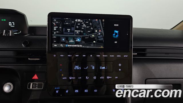 Hyundai Staria 2023 — photo 14