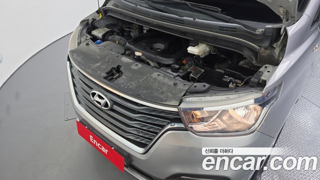 Hyundai Starex 2021 — photo 6