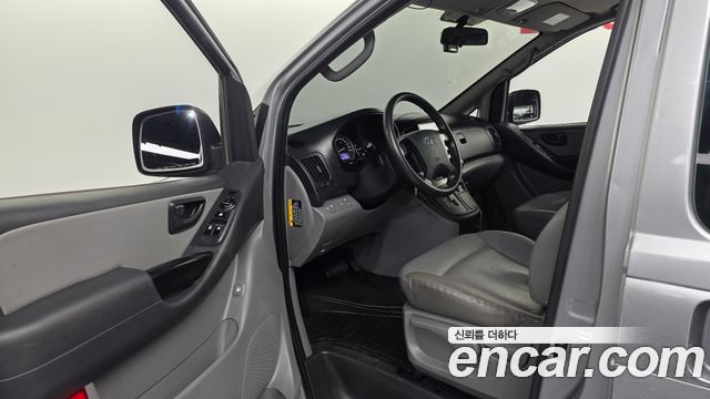 Hyundai Starex 2021 — photo 10