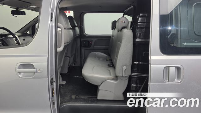 Hyundai Starex 2021 — photo 11
