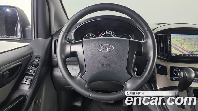 Hyundai Starex 2021 — photo 16