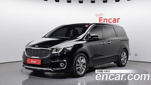 Kia Canival 2018 — photo 1