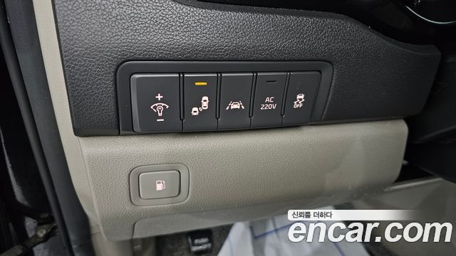 Kia Canival 2018 — photo 13