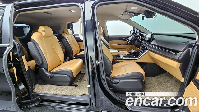 Kia Canival 2022 — photo 12