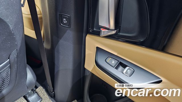 Kia Canival 2022 — photo 19