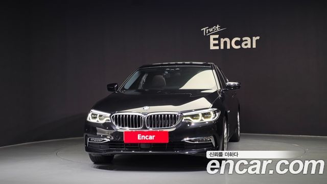 BMW 5-Series 2018 — photo 3