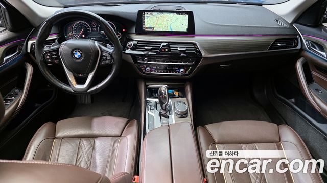 BMW 5-Series 2018 — photo 7