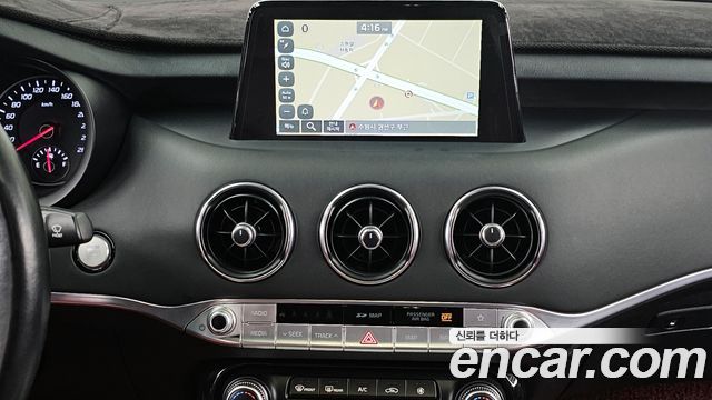Kia Stinger 2020 — photo 14