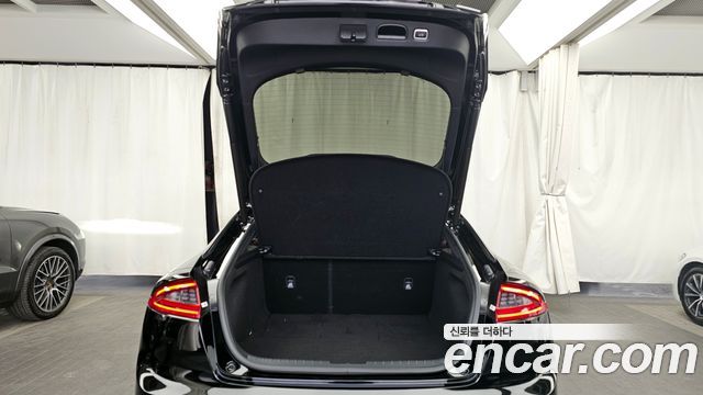 Kia Stinger 2020 — photo 20