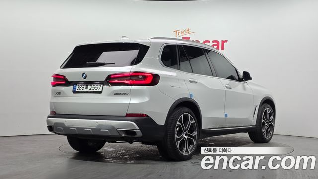 BMW X5 2023 — photo 2