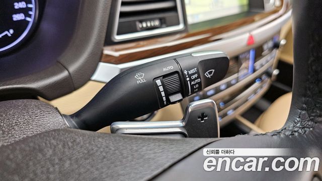Hyundai Genesis 2015 — photo 18
