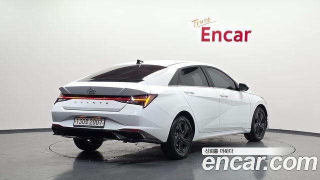 Hyundai AVANTE 2021 — photo 2