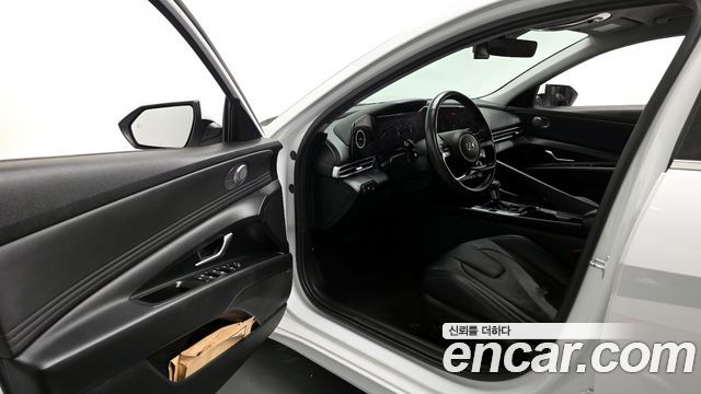 Hyundai AVANTE 2021 — photo 10