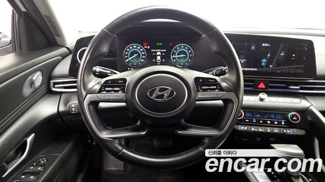 Hyundai AVANTE 2021 — photo 13