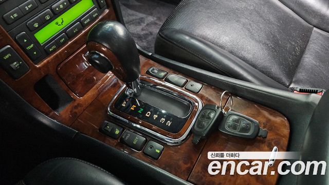 Hyundai Equus 2005 — photo 9