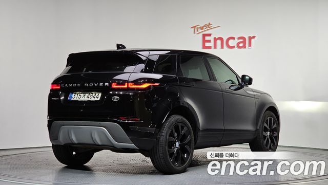 Land Rover Range Rover Evoque 2021 — photo 2