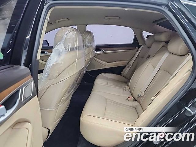 Genesis G80 2018 — photo 13