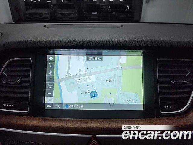 Genesis G80 2018 — photo 16