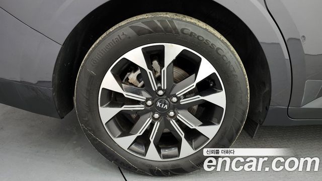 Kia Canival 2021 — photo 5
