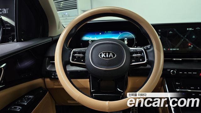 Kia Canival 2021 — photo 13