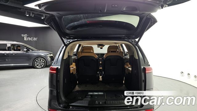Kia Canival 2021 — photo 20