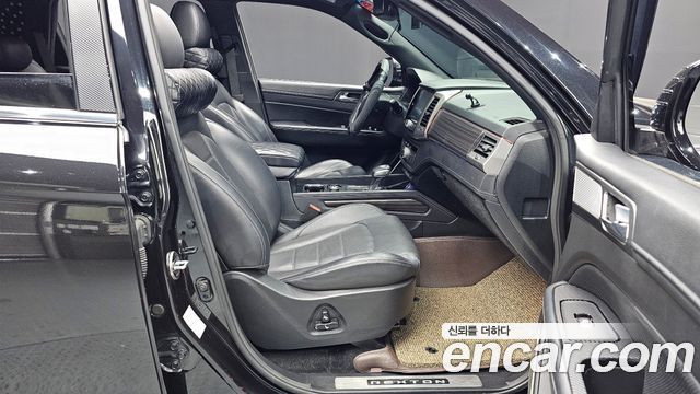 KG Mobility Rexton 2018 — photo 11