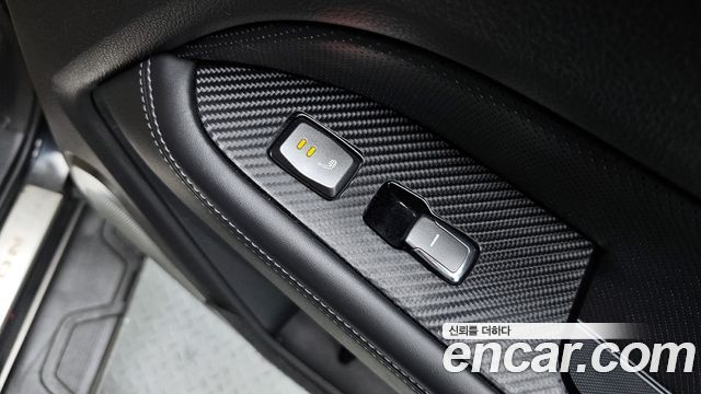 KG Mobility Rexton 2018 — photo 18