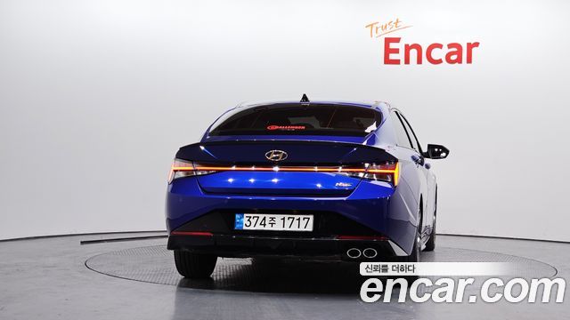 Hyundai AVANTE 2023 — photo 4