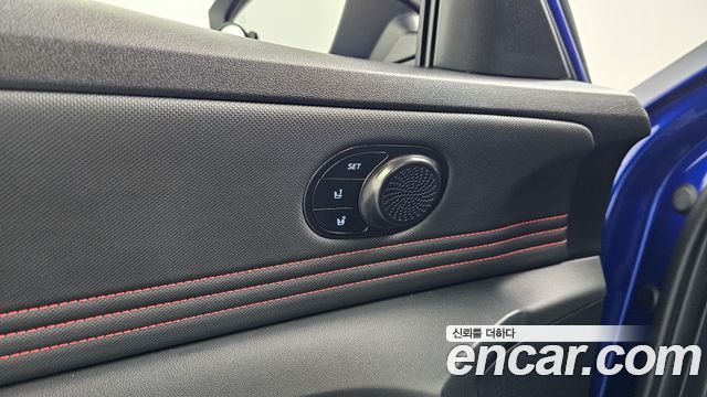 Hyundai AVANTE 2023 — photo 19
