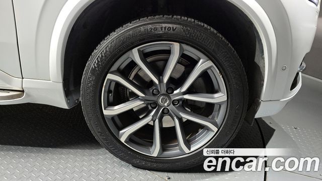 Volvo XC90 2017 — photo 5