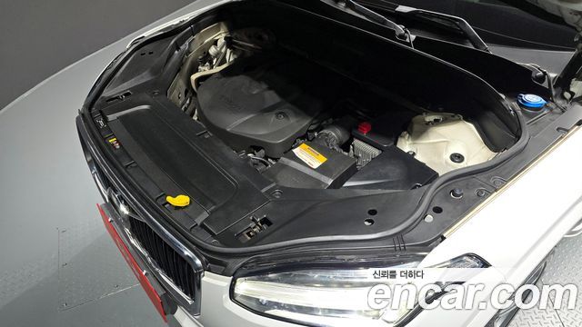 Volvo XC90 2017 — photo 6