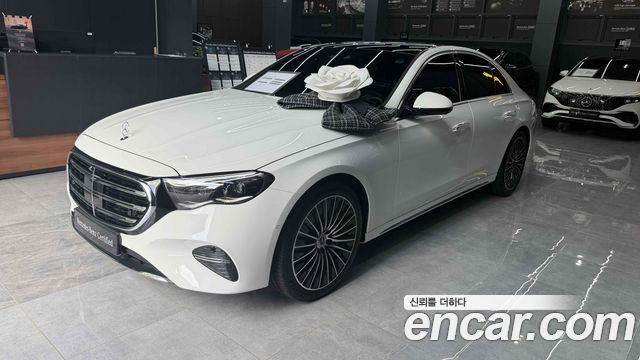 Mercedes-Benz E-Class 2024 — photo 2