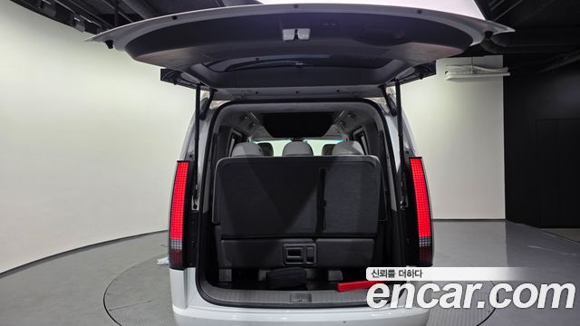 Hyundai Staria 2023 — photo 20