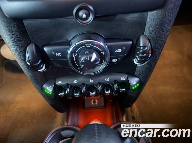 Mini Cooper 2013 — photo 11