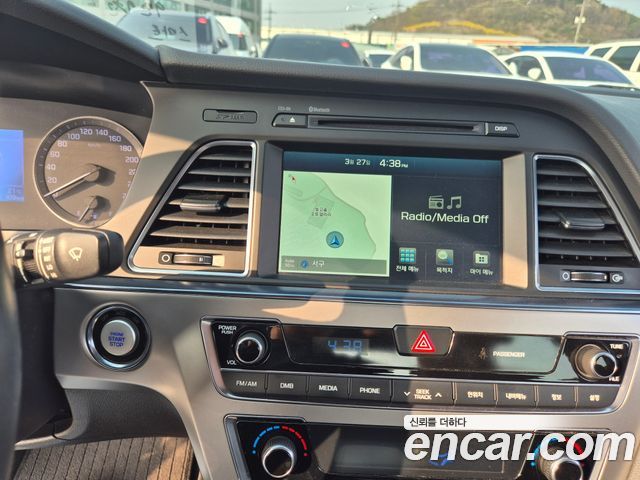 Hyundai Sonata 2015 — photo 14