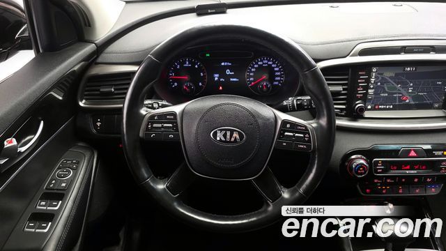 Kia Sorento 2019 — photo 13