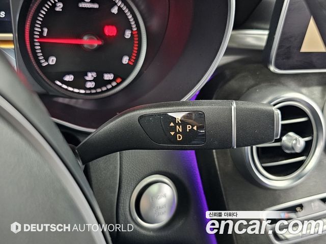 Mercedes-Benz GLC-Class 2017 — photo 9