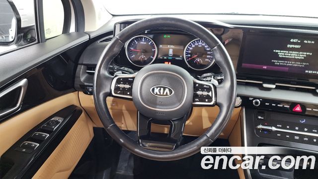 Kia Canival 2021 — photo 13