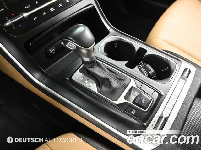 Kia Canival 2021 — photo 15