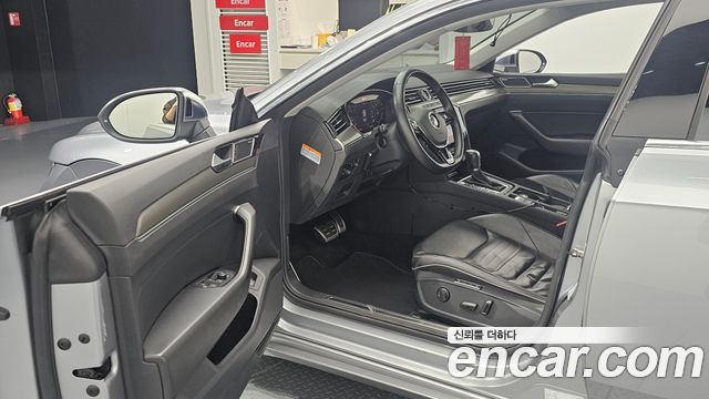Volkswagen Arteon 2019 — photo 11