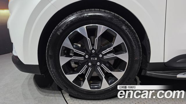 Kia Canival 2021 — photo 5