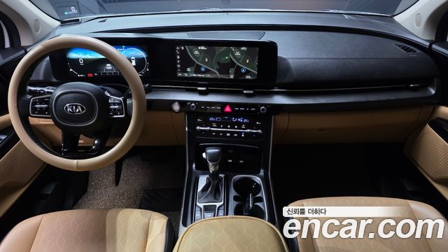 Kia Canival 2021 — photo 7