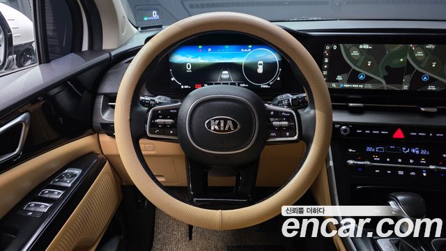 Kia Canival 2021 — photo 13