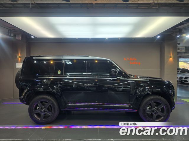Land Rover Defender 2025 — photo 3
