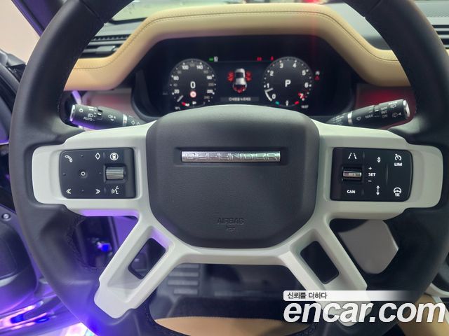 Land Rover Defender 2025 — photo 9
