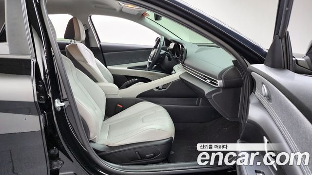 Hyundai AVANTE 2023 — photo 10