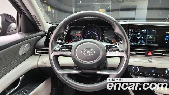 Hyundai AVANTE 2023 — photo 14