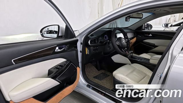 Kia K7 2017 — photo 10