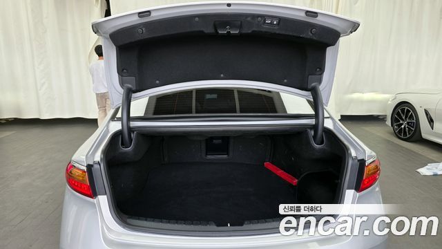Kia K7 2017 — photo 20