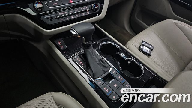 Kia Canival 2019 — photo 9